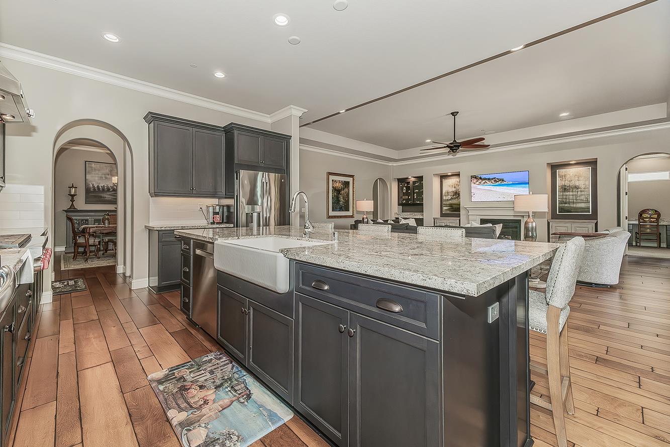 3160 Salem Ave, Clovis, CA 93619