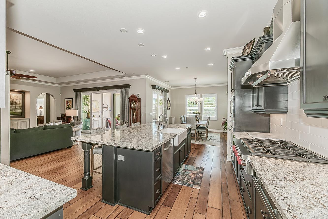 3160 Salem Ave, Clovis, CA 93619