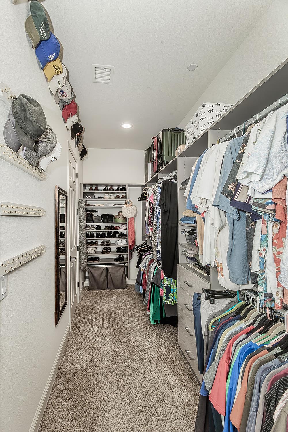 3160 Salem Ave, Clovis, CA 93619