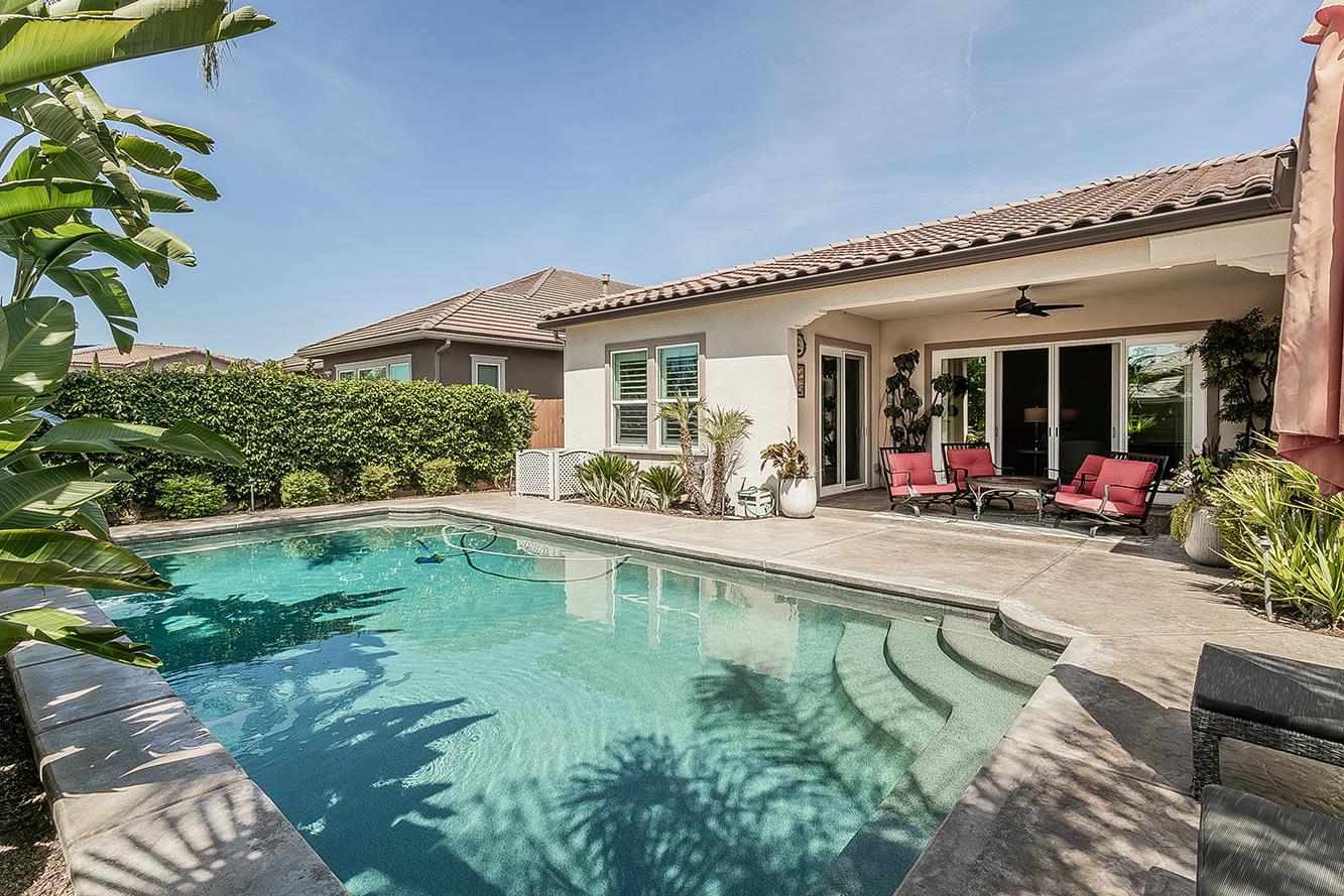 3160 Salem Ave, Clovis, CA 93619