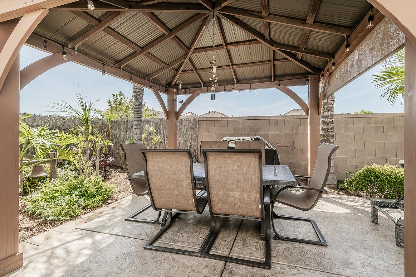 3160 Salem Ave, Clovis, CA 93619