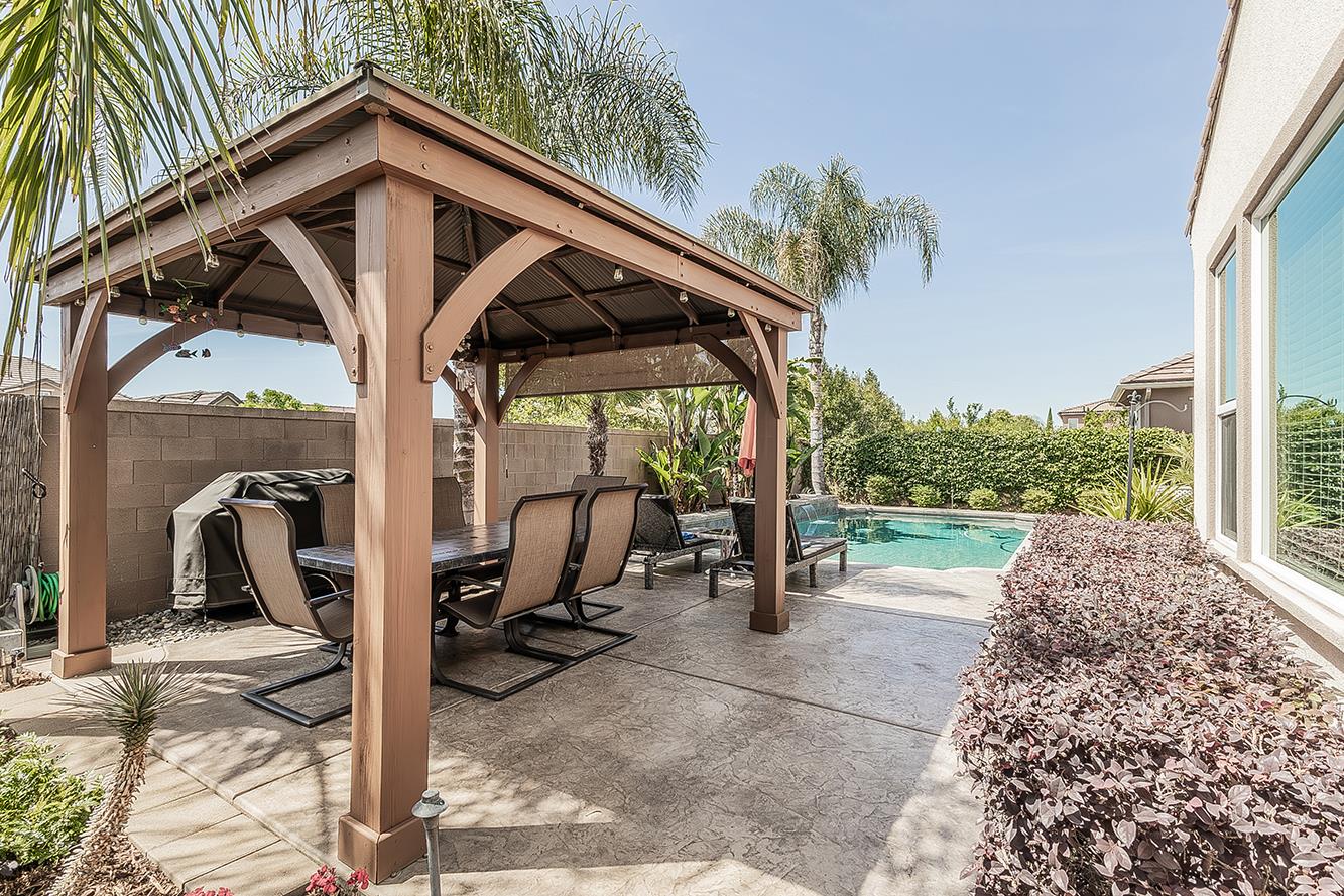 3160 Salem Ave, Clovis, CA 93619