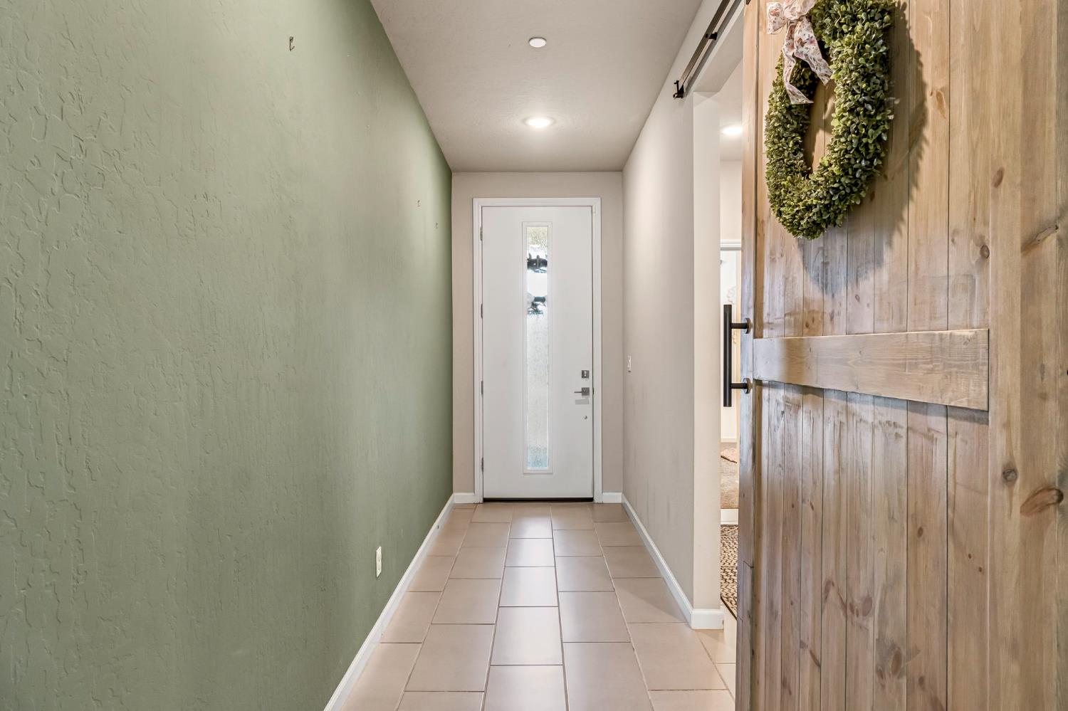 4158 Buckingham Ave, Clovis, CA 93619