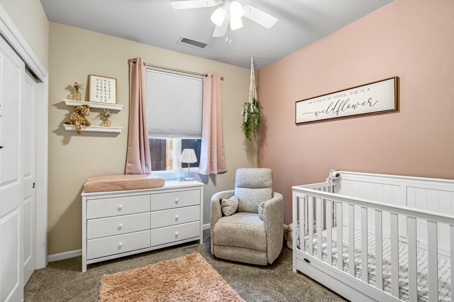 4158 Buckingham Ave, Clovis, CA 93619