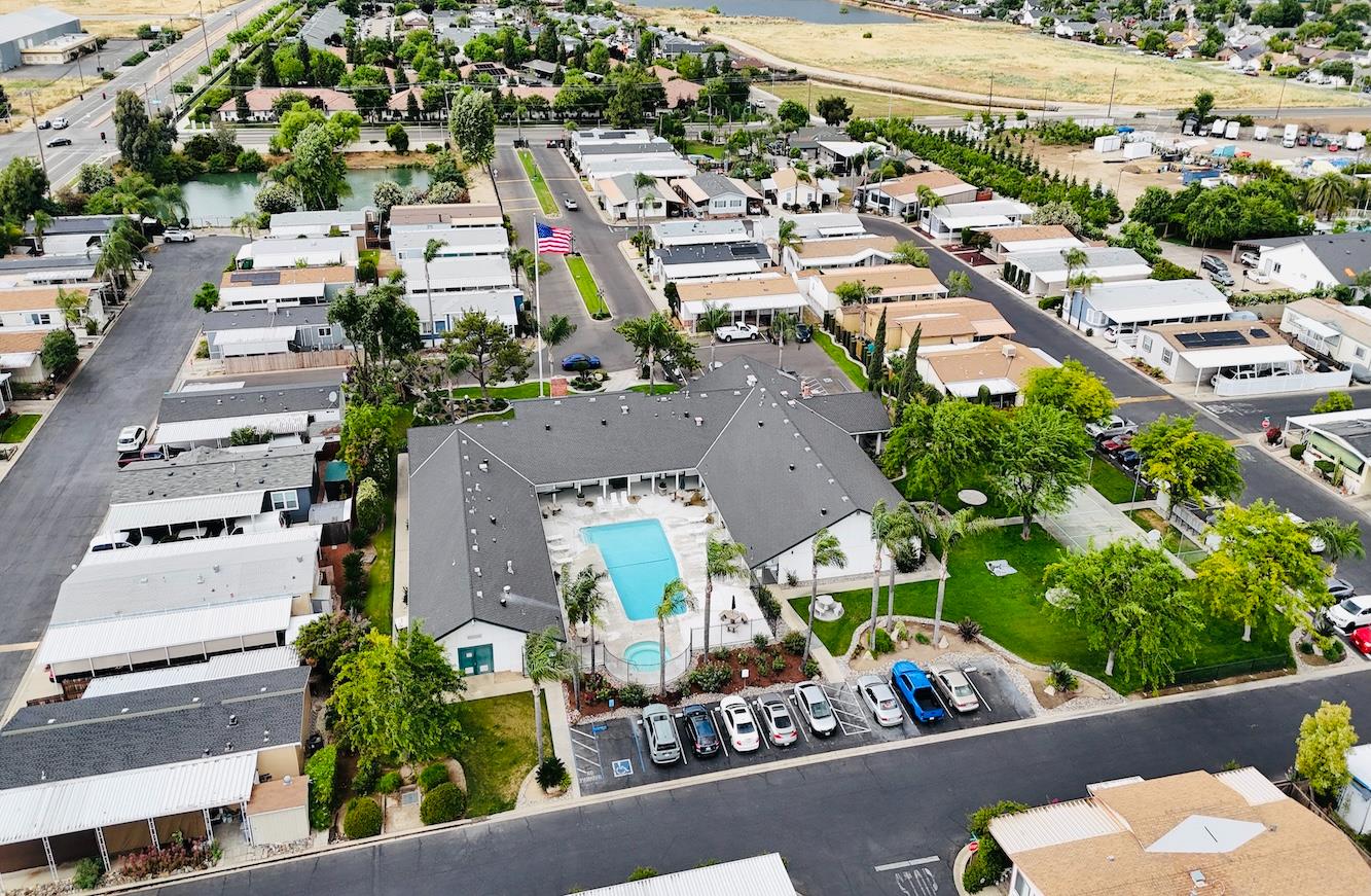 2575 S Willow Ave N #210, Fresno, CA 93725