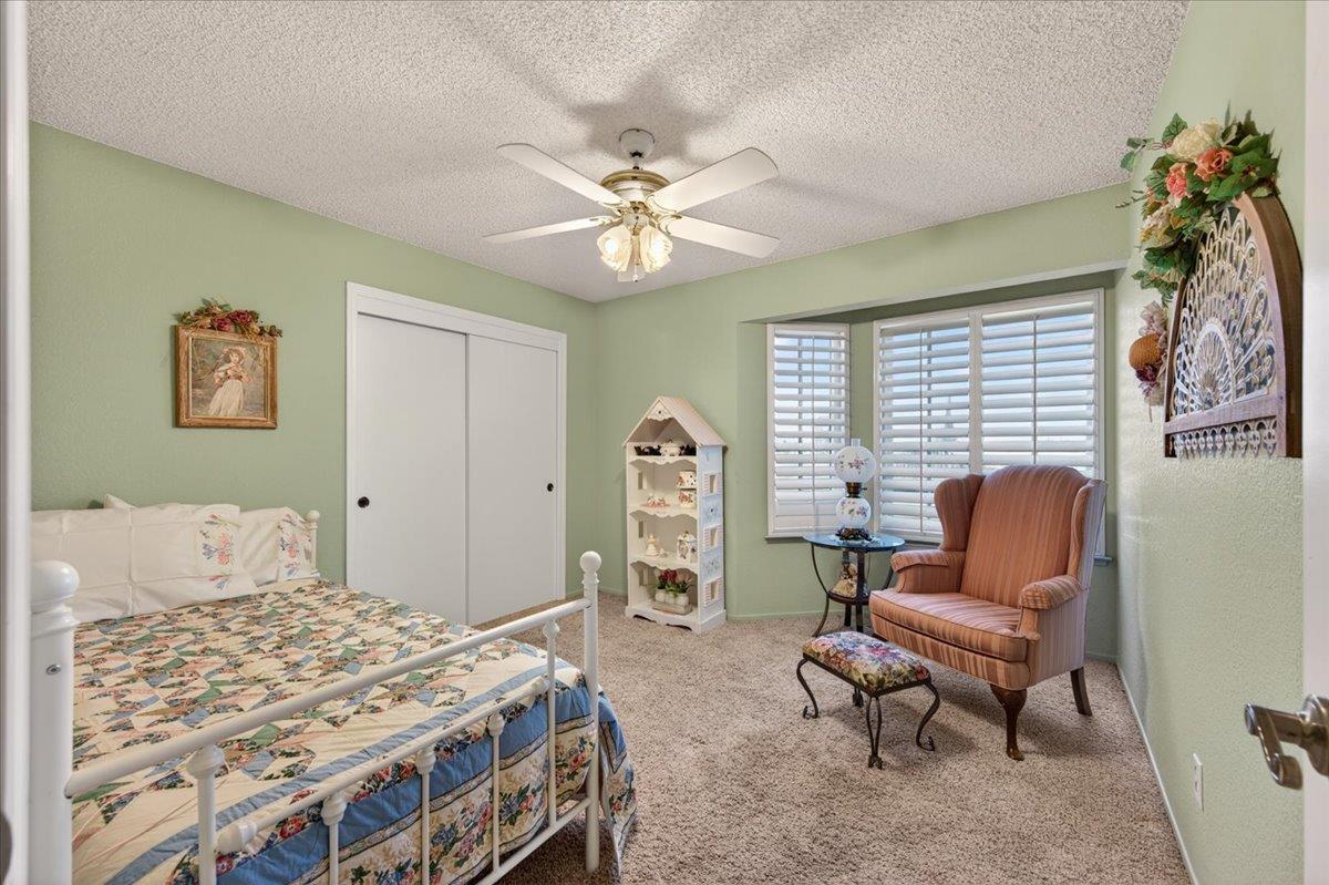 704 N Hayes Ave, Fresno, CA 93723