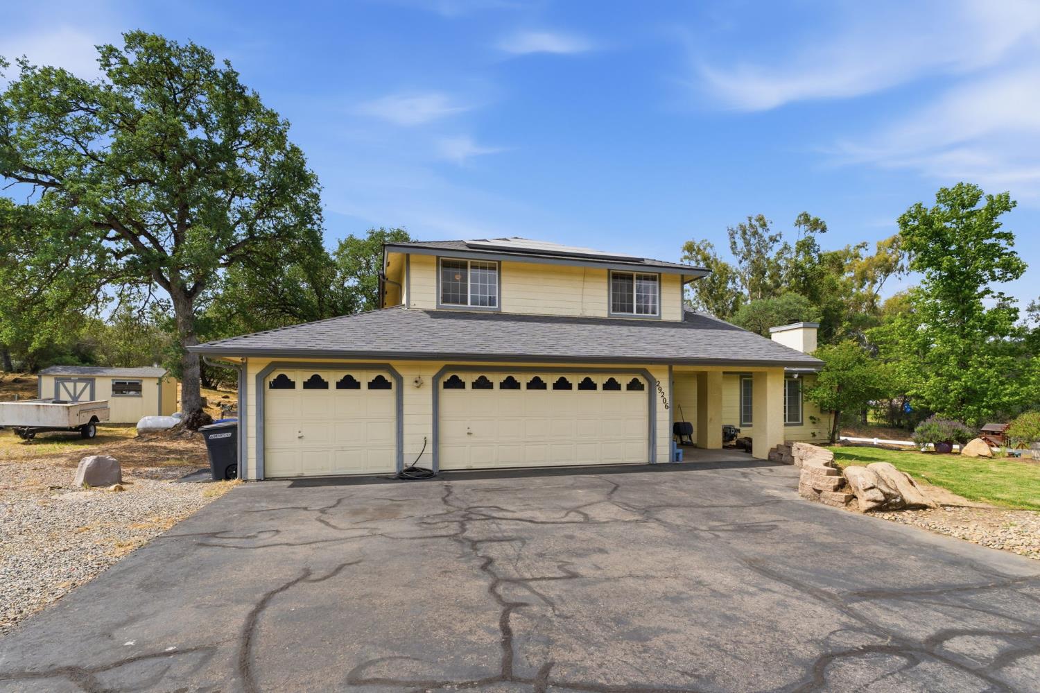 29206 Yosemite Springs Pkwy, Coarsegold, CA 93614