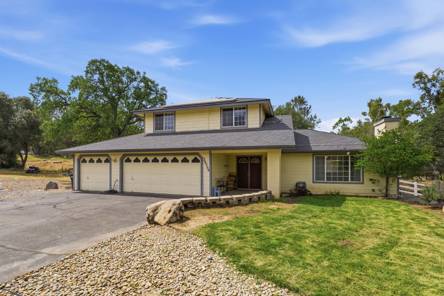 29206 Yosemite Springs Pkwy, Coarsegold, CA 93614