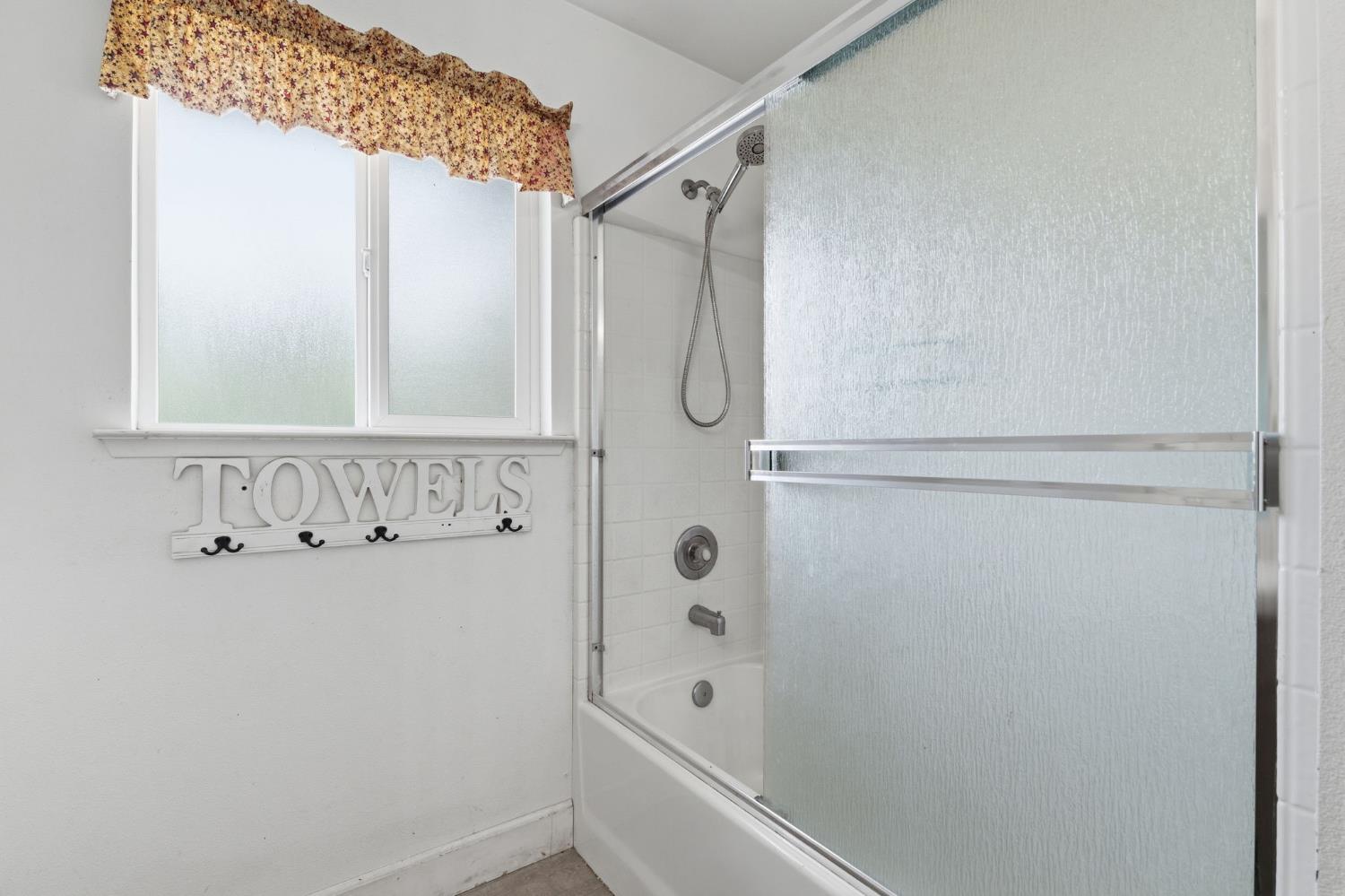 29206 Yosemite Springs Pkwy, Coarsegold, CA 93614