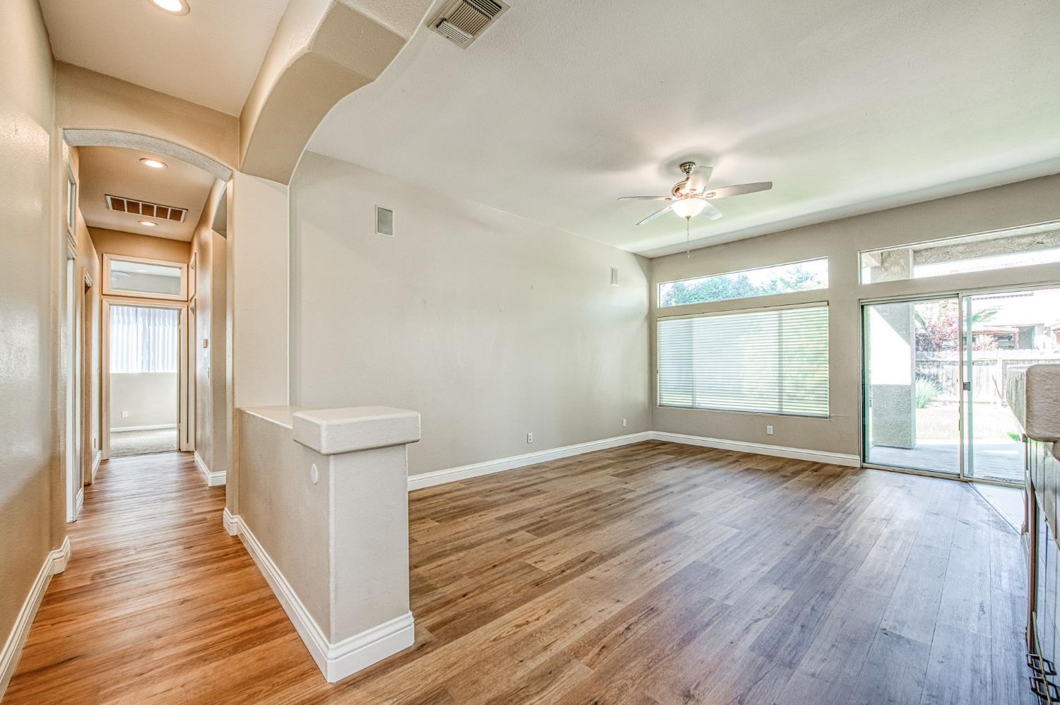 5484 El Paso, Fresno, CA 93722