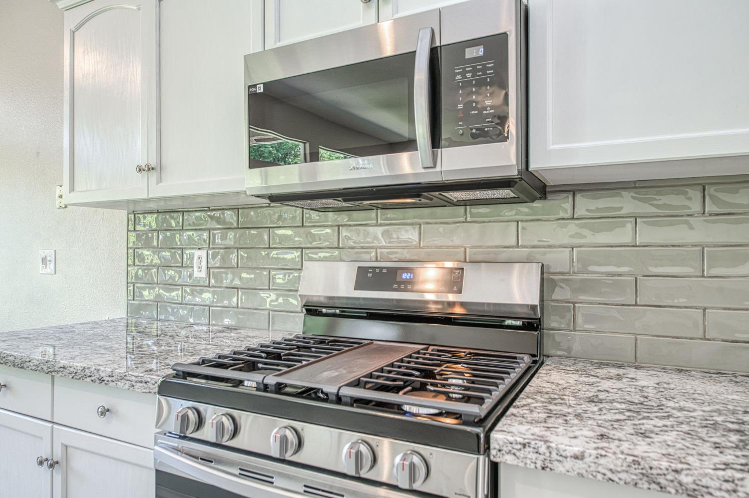 5484 El Paso, Fresno, CA 93722