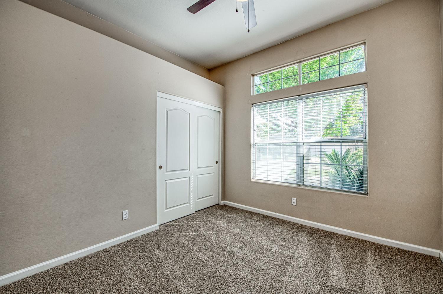 5484 El Paso, Fresno, CA 93722