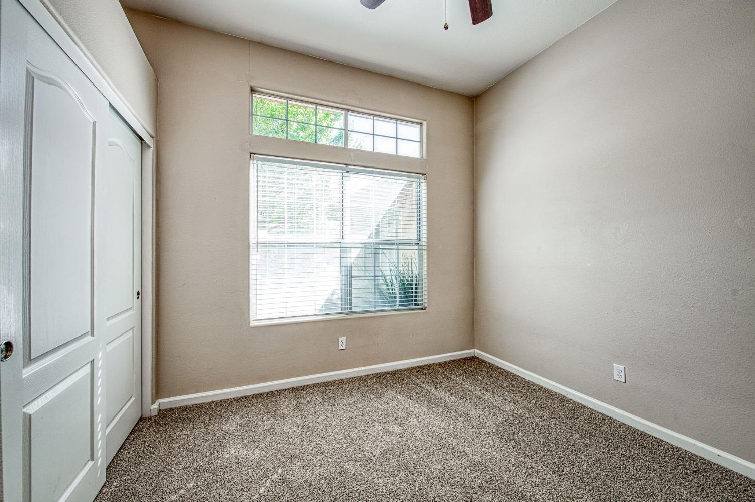 5484 El Paso, Fresno, CA 93722