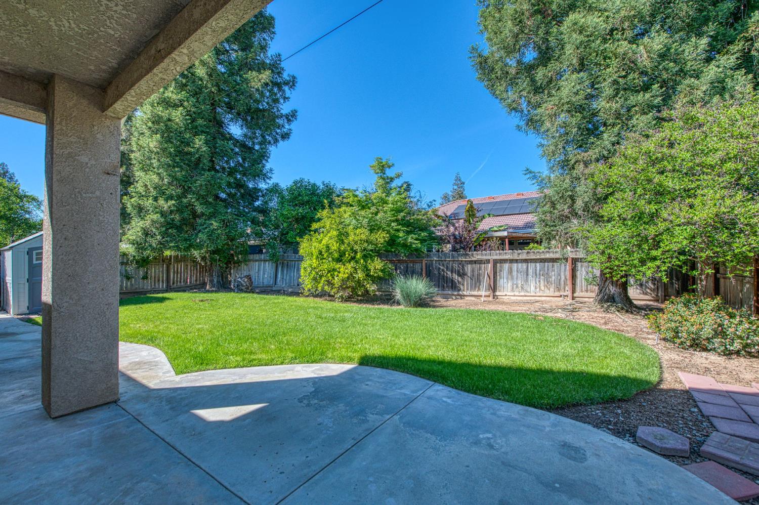 5484 El Paso, Fresno, CA 93722