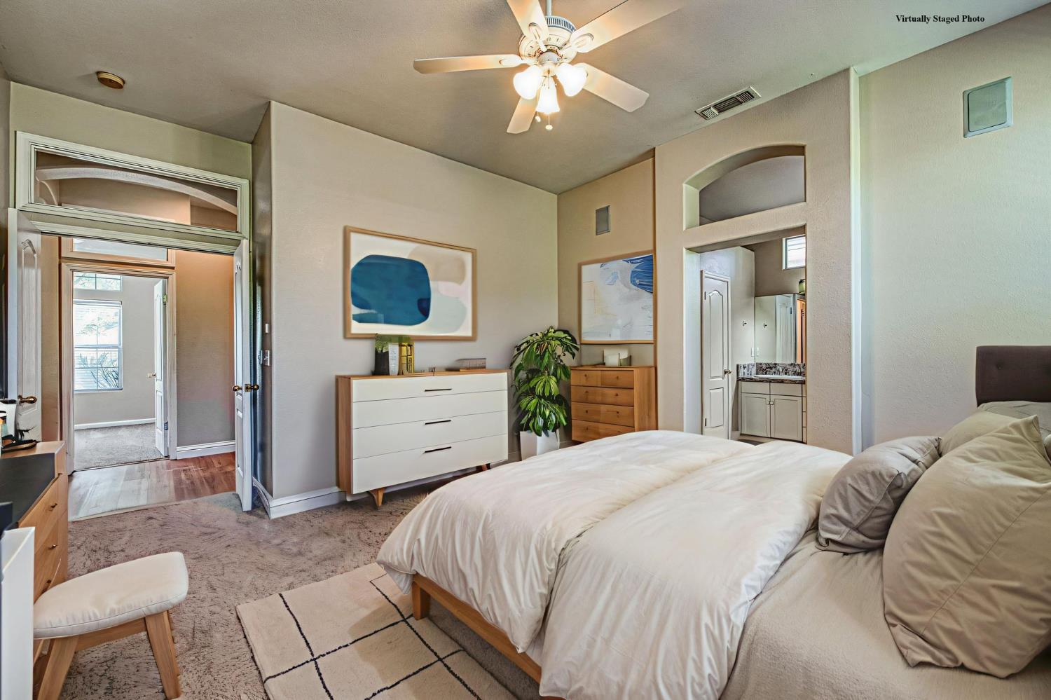 5484 El Paso, Fresno, CA 93722