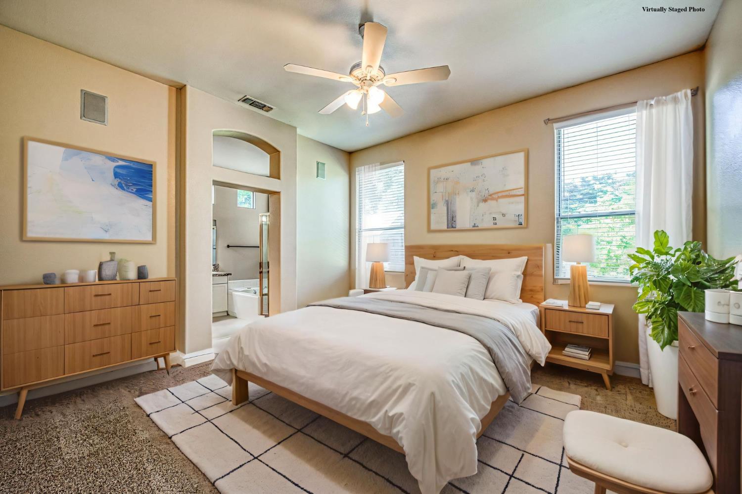 5484 El Paso, Fresno, CA 93722