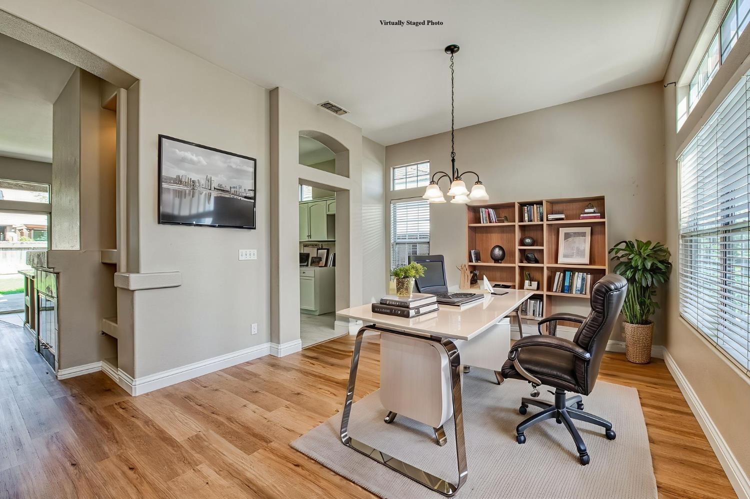 5484 El Paso, Fresno, CA 93722