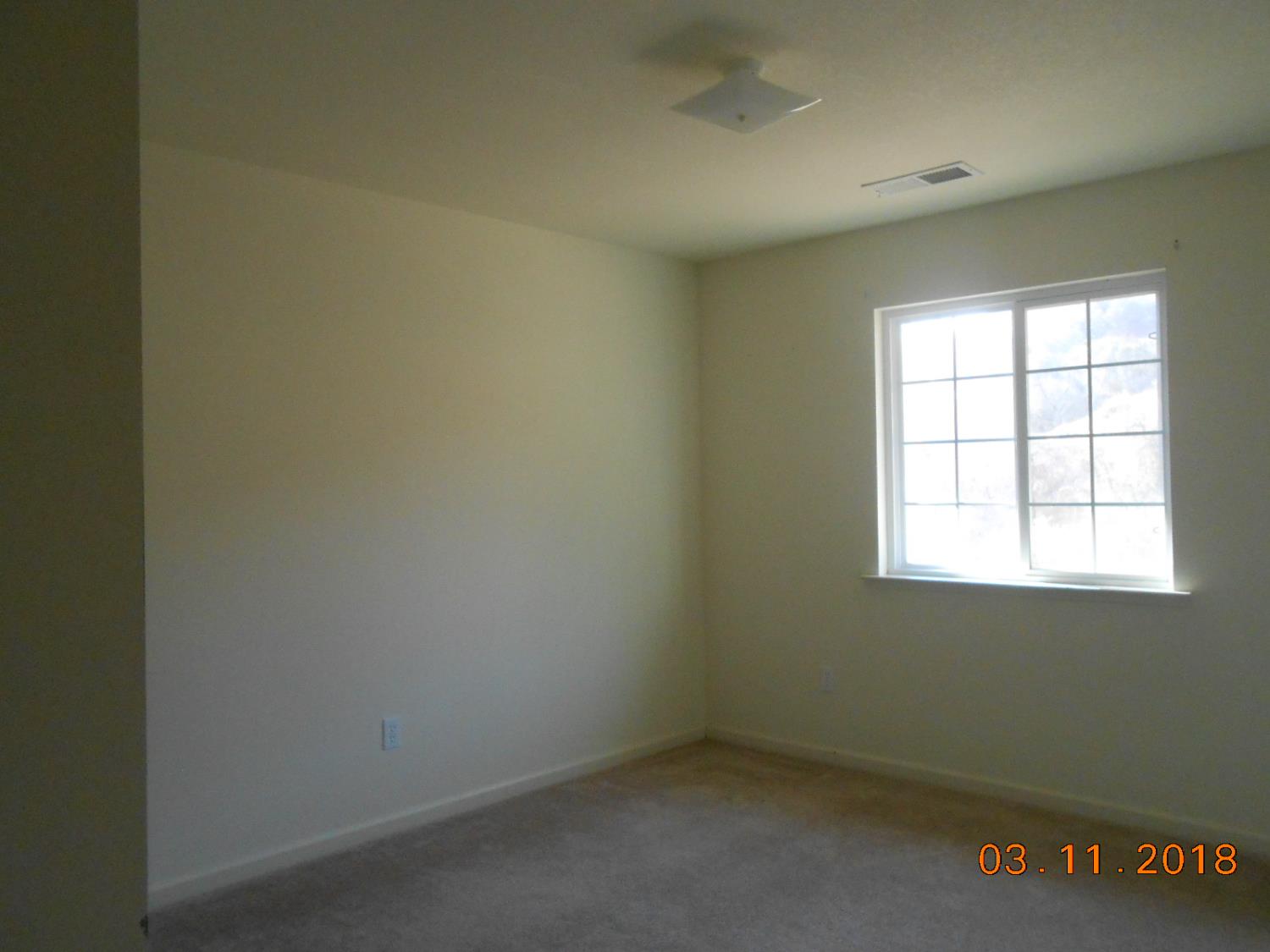 1773 Erwin Ln, Yokuts Valley, CA 93675