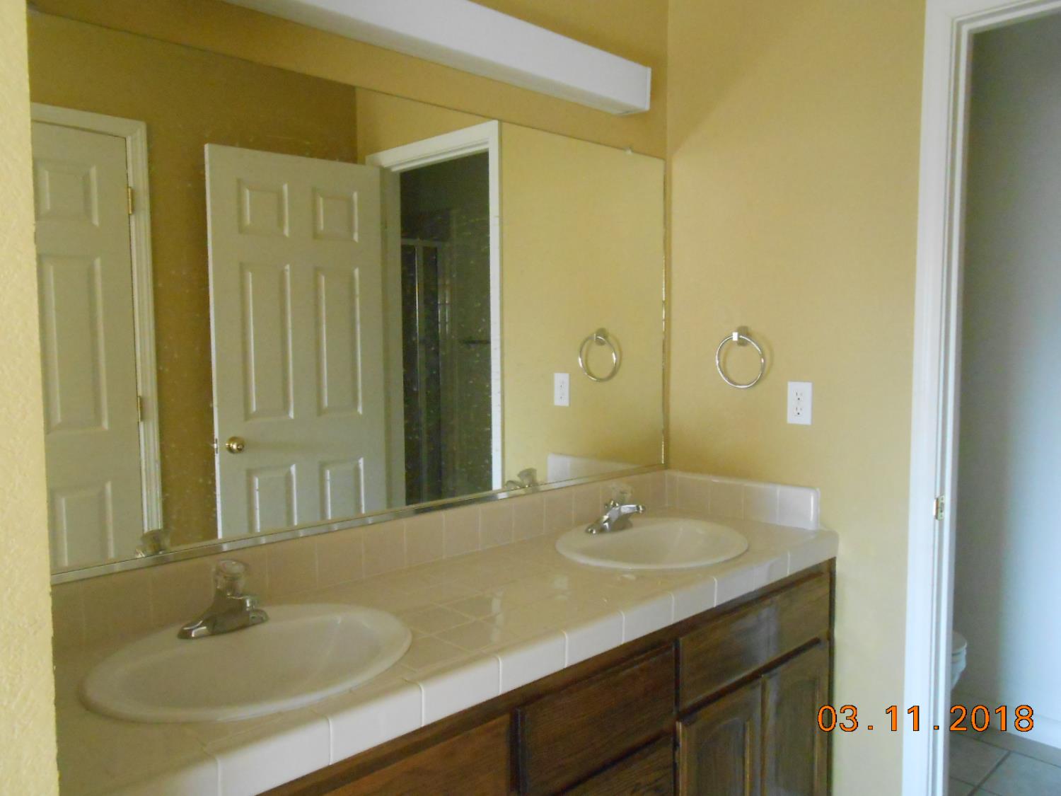 1773 Erwin Ln, Yokuts Valley, CA 93675