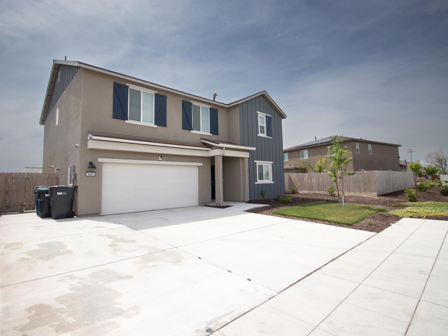 1451 W Ryan Ave, Fowler, CA 93625