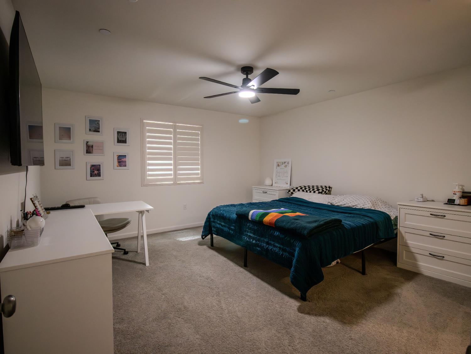 1451 W Ryan Ave, Fowler, CA 93625