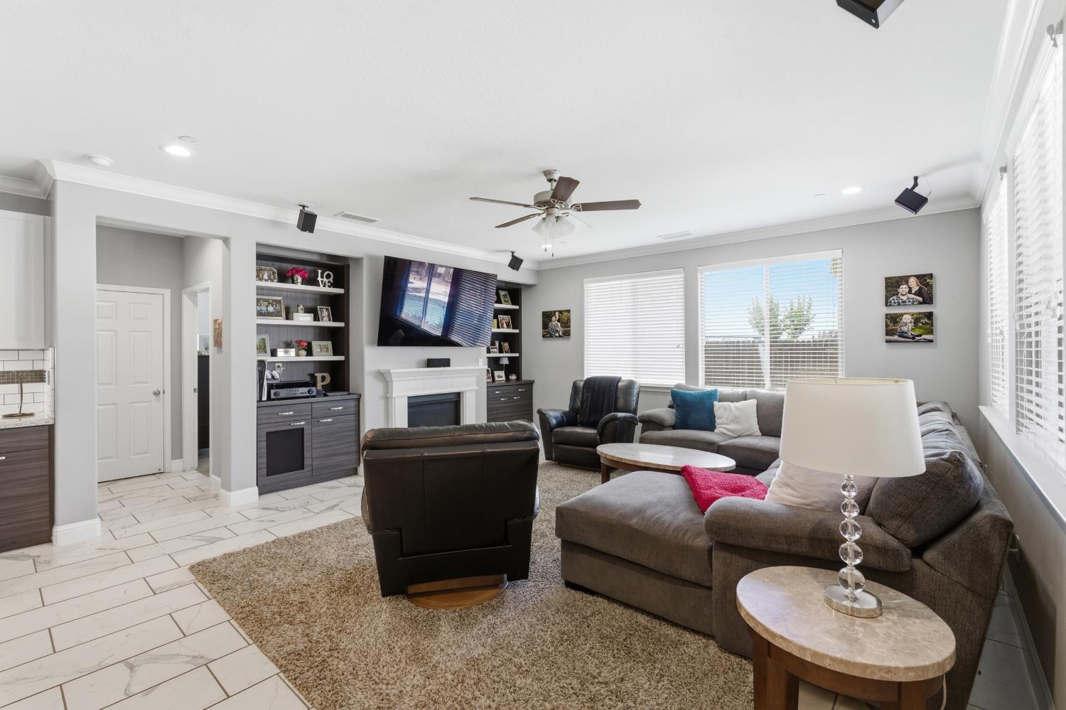 835 S Bliss Ave, Fresno, CA 93727