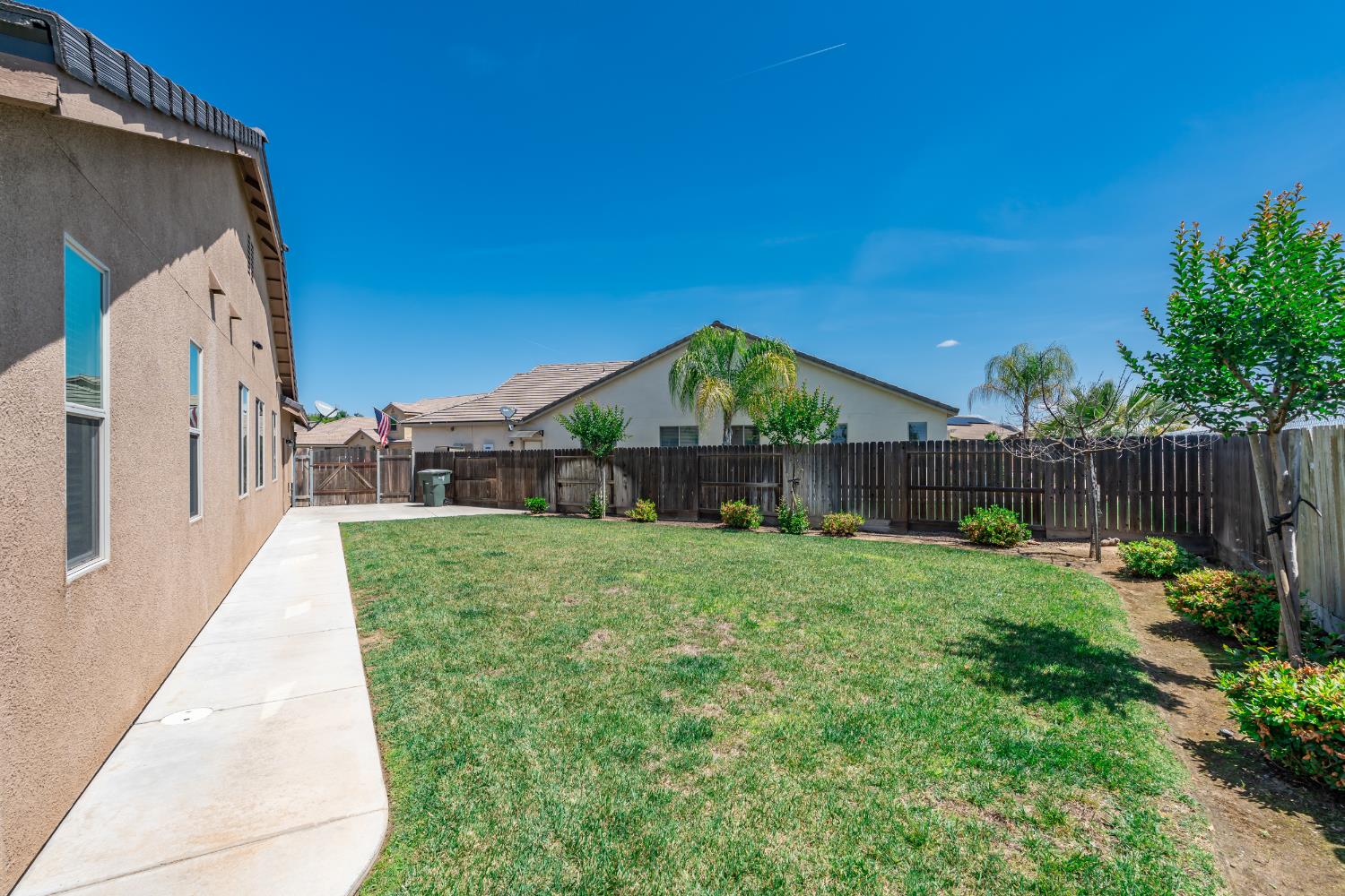 835 S Bliss Ave, Fresno, CA 93727