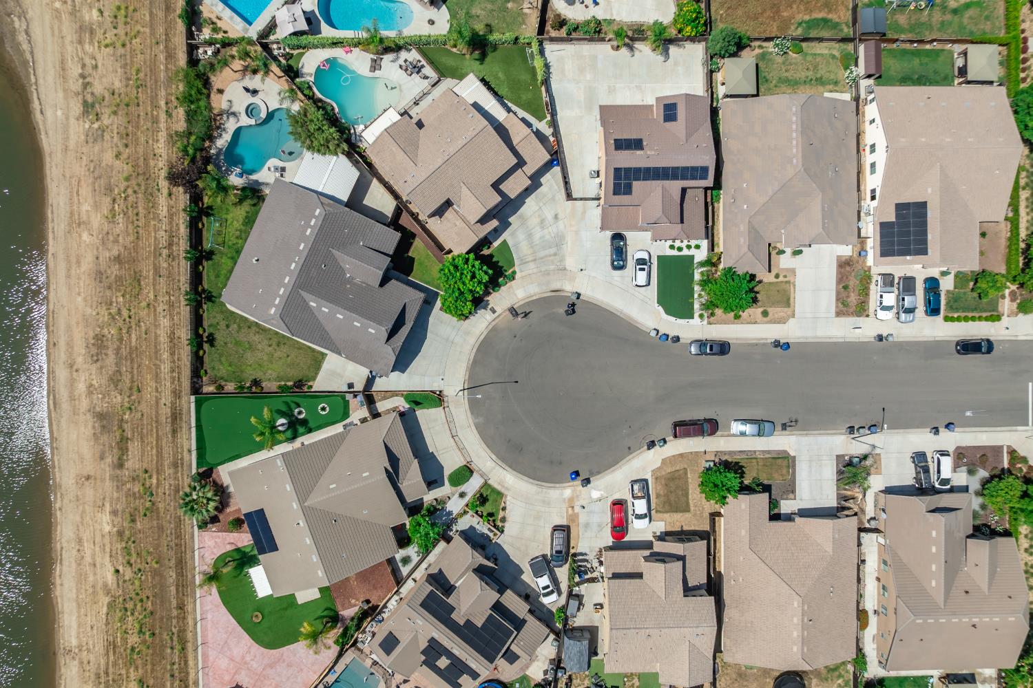 835 S Bliss Ave, Fresno, CA 93727