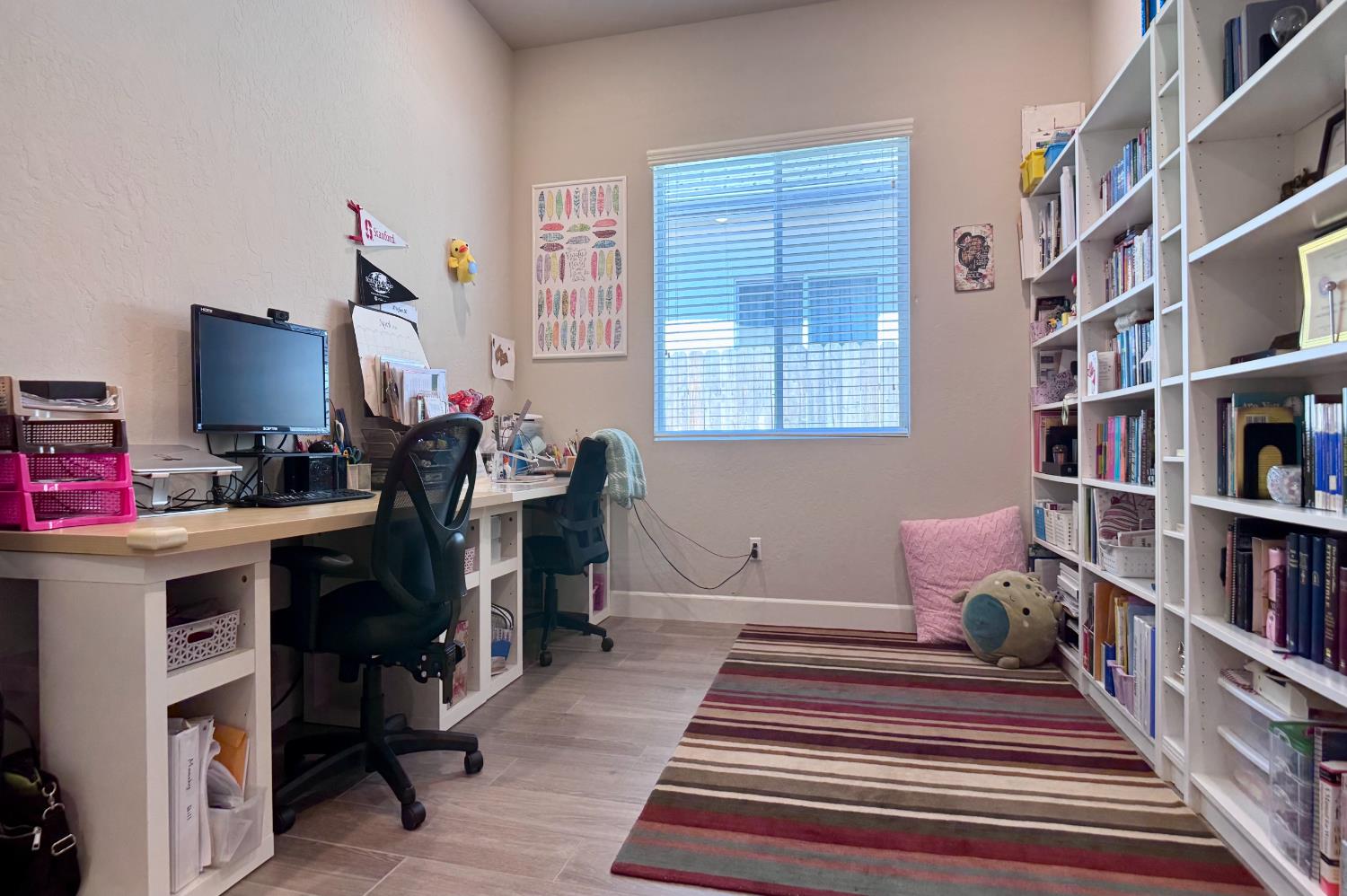 445 Bloom Ln, Clovis, CA 93619