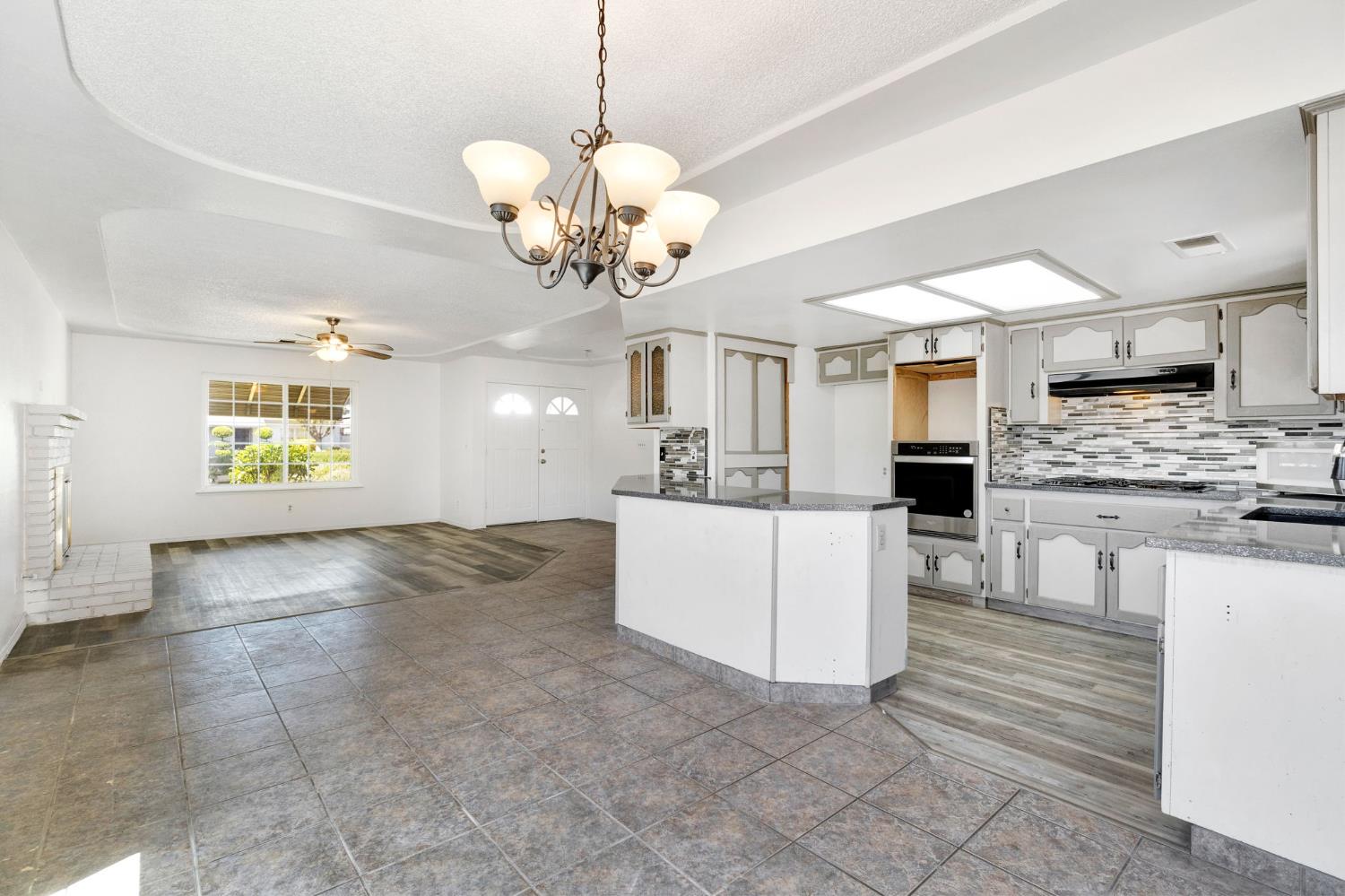 3506 Mulberry St, Selma, CA 93662