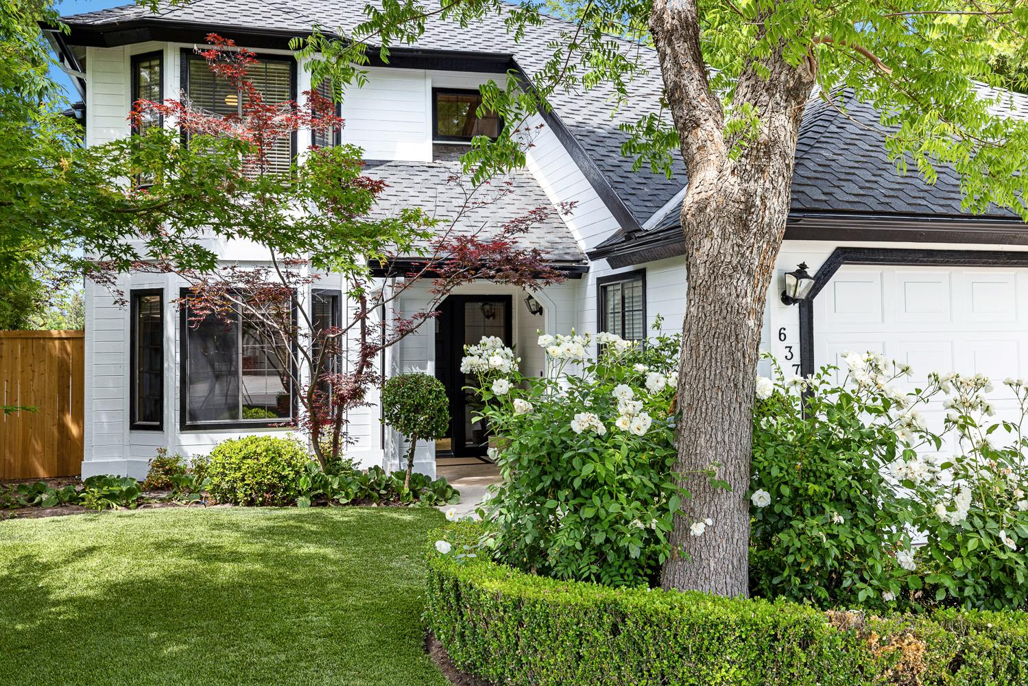 637 E Pintail Cir, Fresno, CA 93730