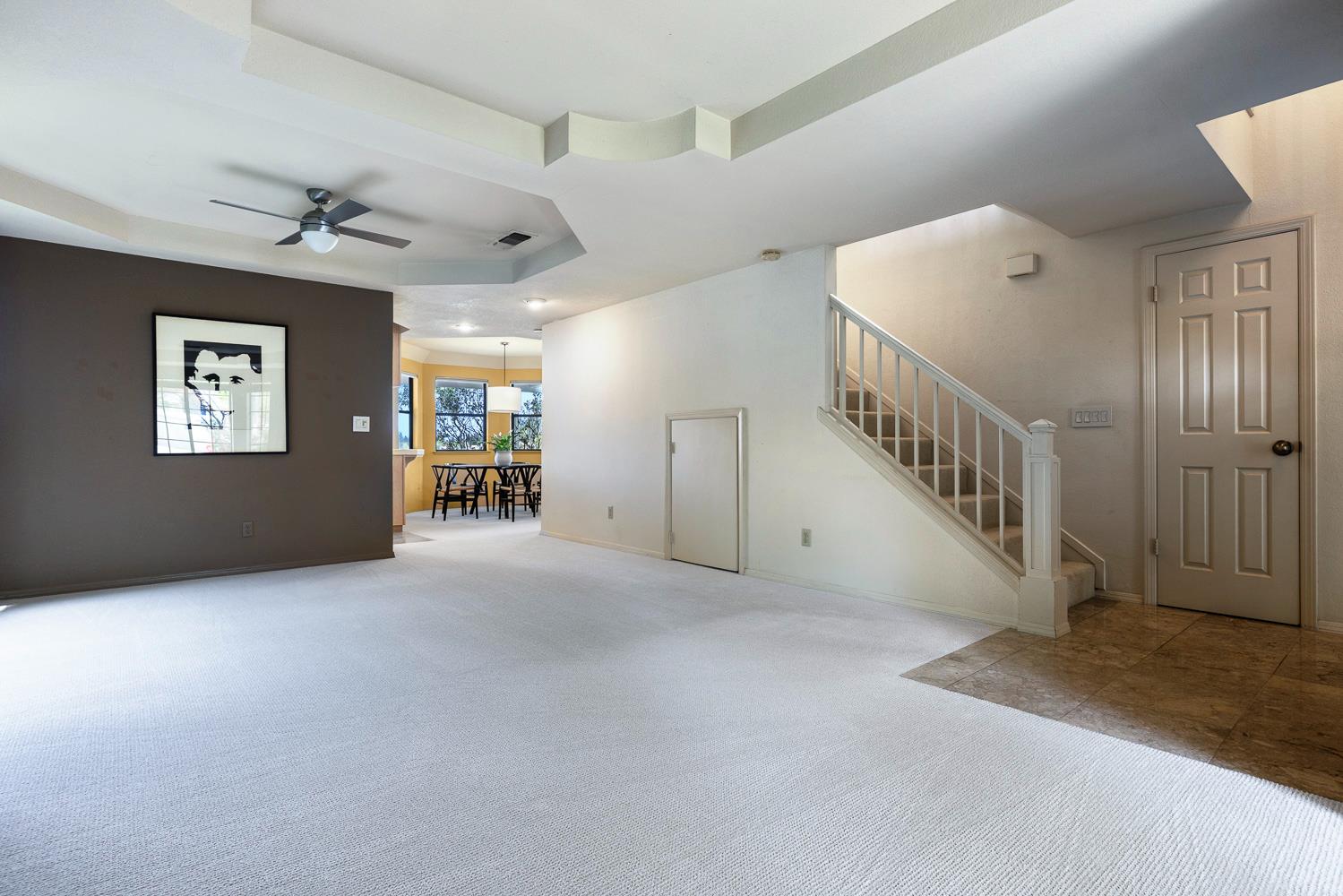 637 E Pintail Cir, Fresno, CA 93730