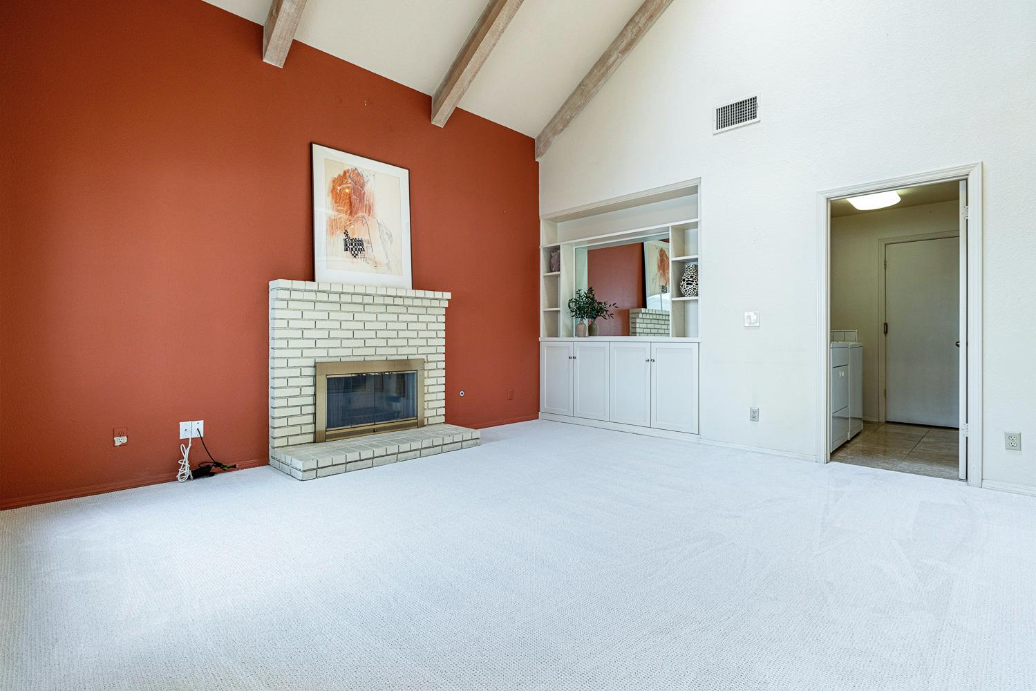 637 E Pintail Cir, Fresno, CA 93730