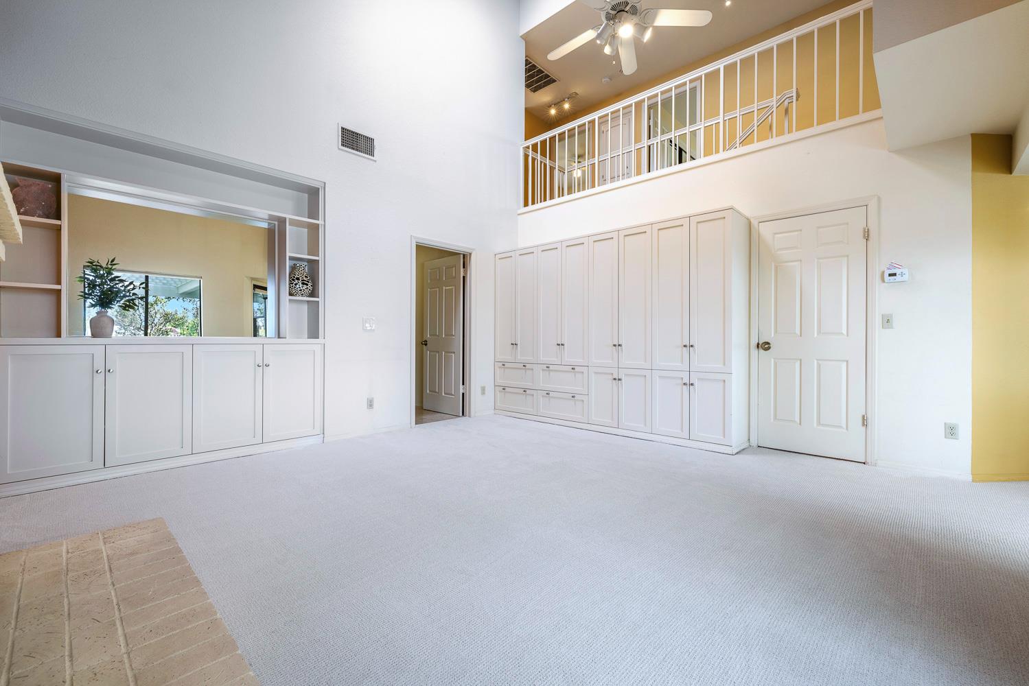 637 E Pintail Cir, Fresno, CA 93730