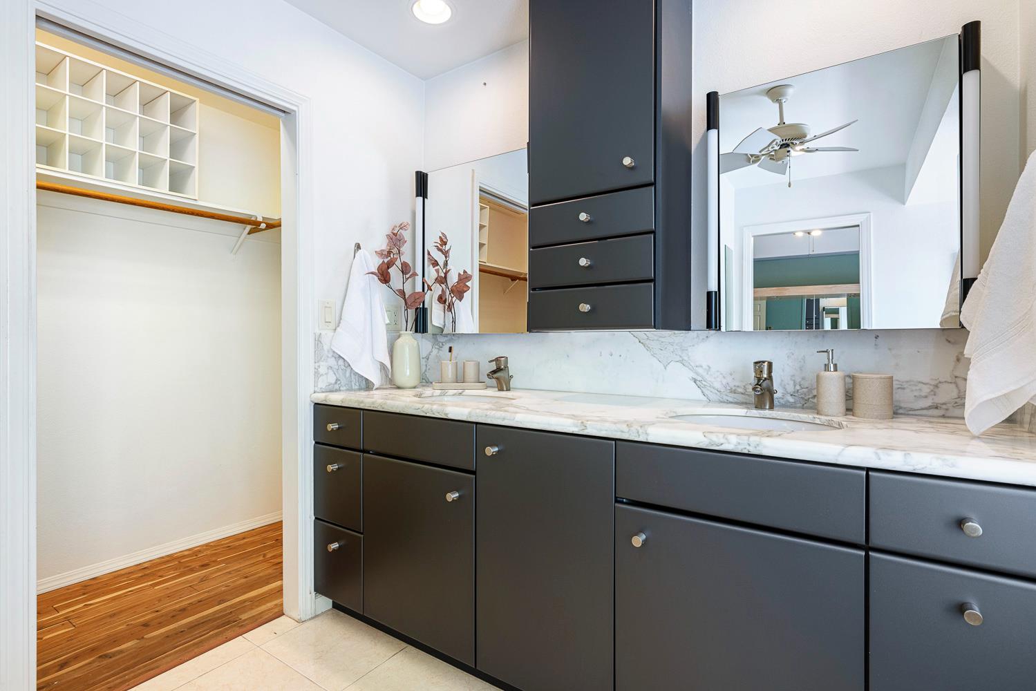 637 E Pintail Cir, Fresno, CA 93730