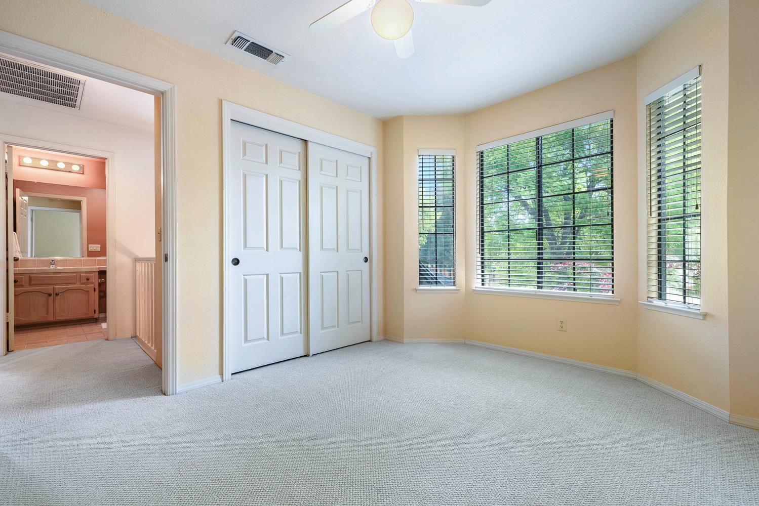 637 E Pintail Cir, Fresno, CA 93730