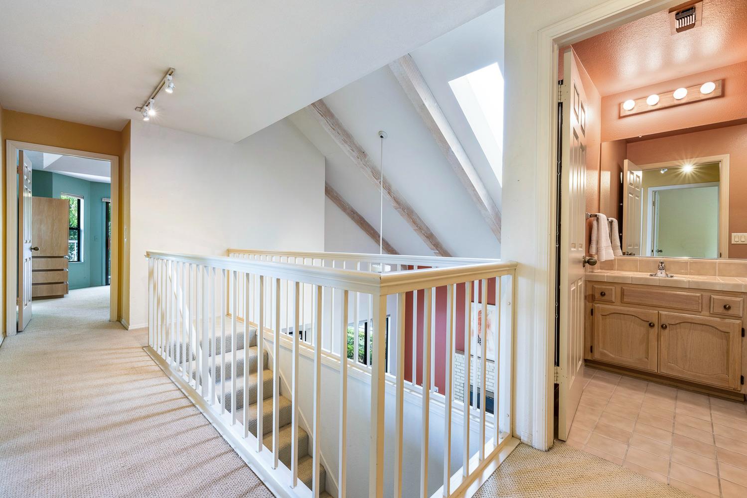 637 E Pintail Cir, Fresno, CA 93730