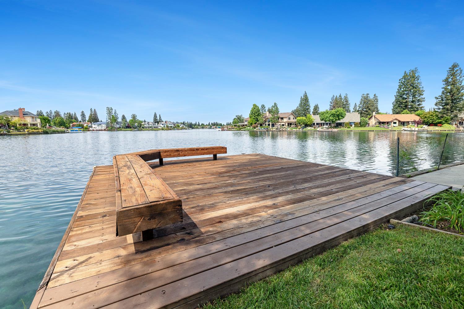 637 E Pintail Cir, Fresno, CA 93730