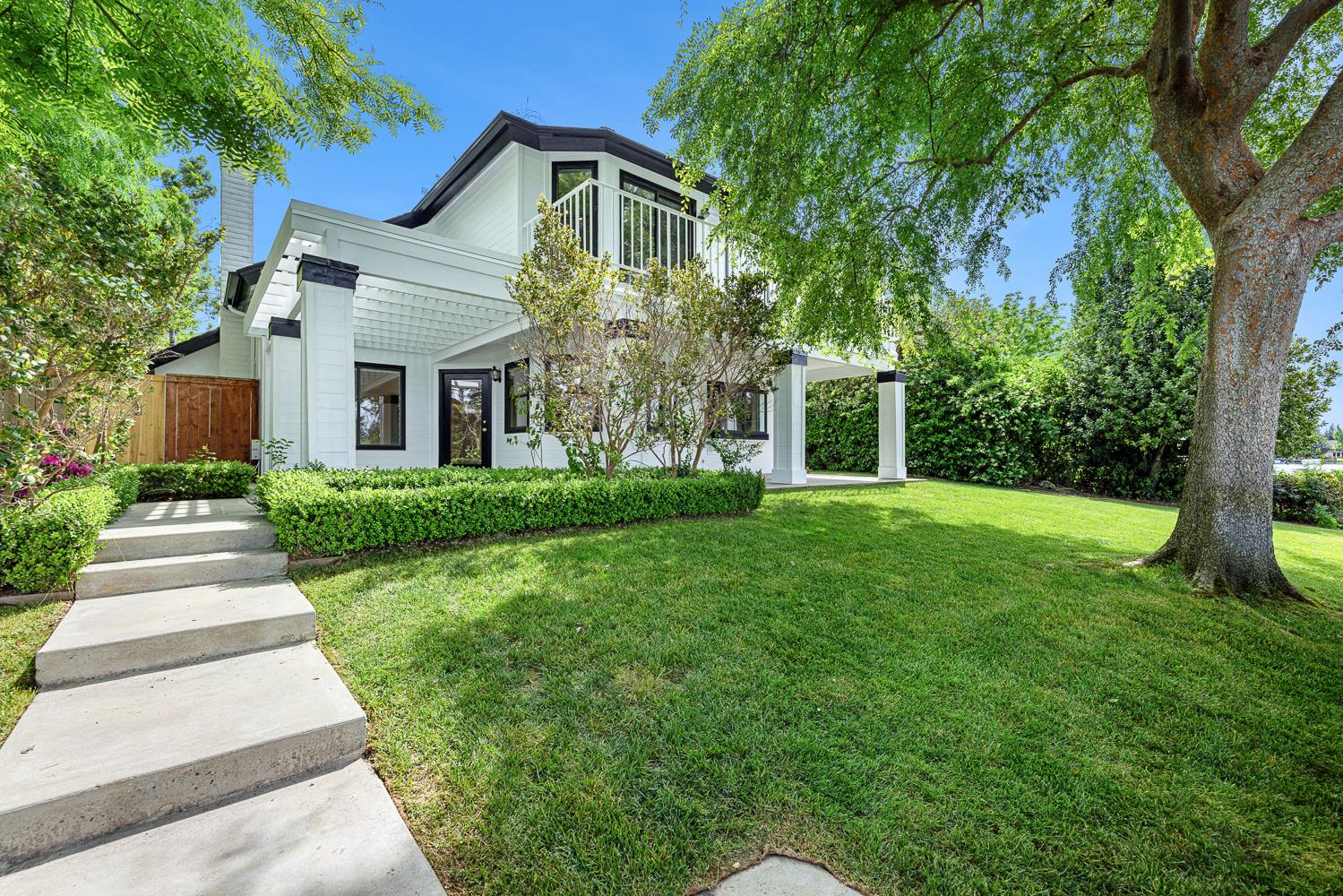 637 E Pintail Cir, Fresno, CA 93730