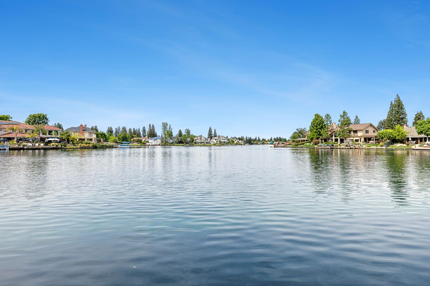 637 E Pintail Cir, Fresno, CA 93730