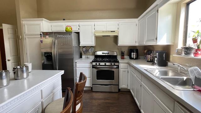 1728 Saltbrush Ave, Coalinga, CA 93210