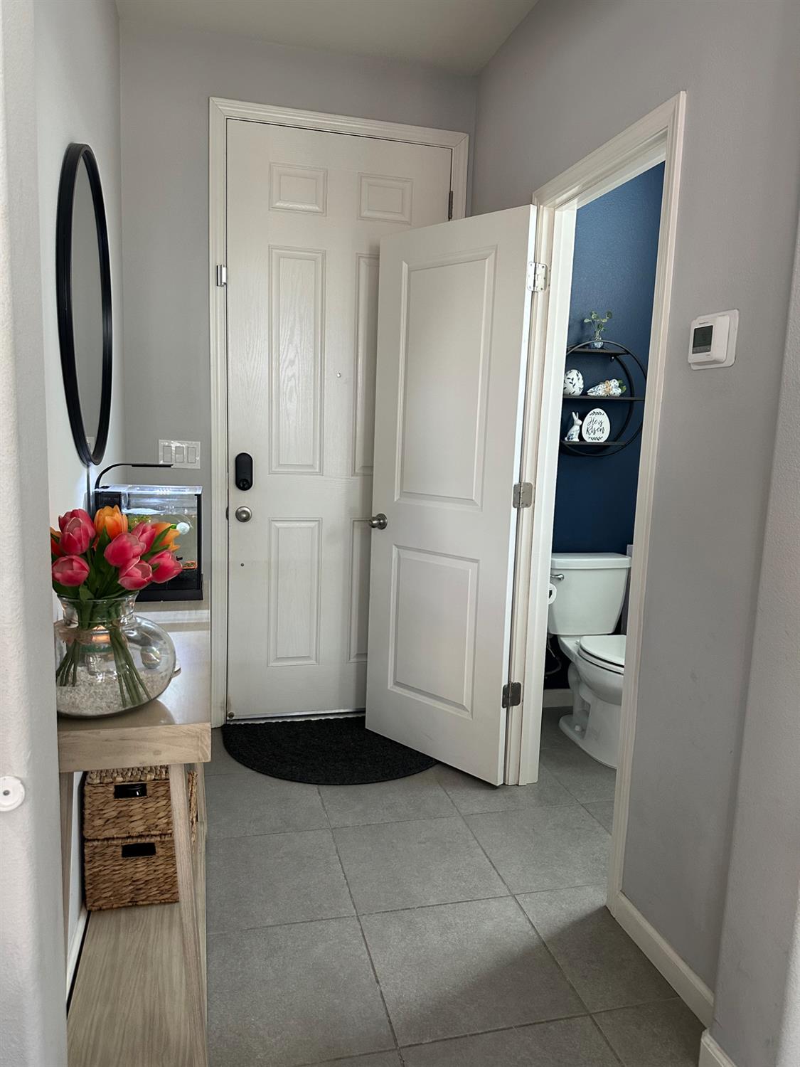 6347 N Alta Vista Ln, Fresno, CA 93722