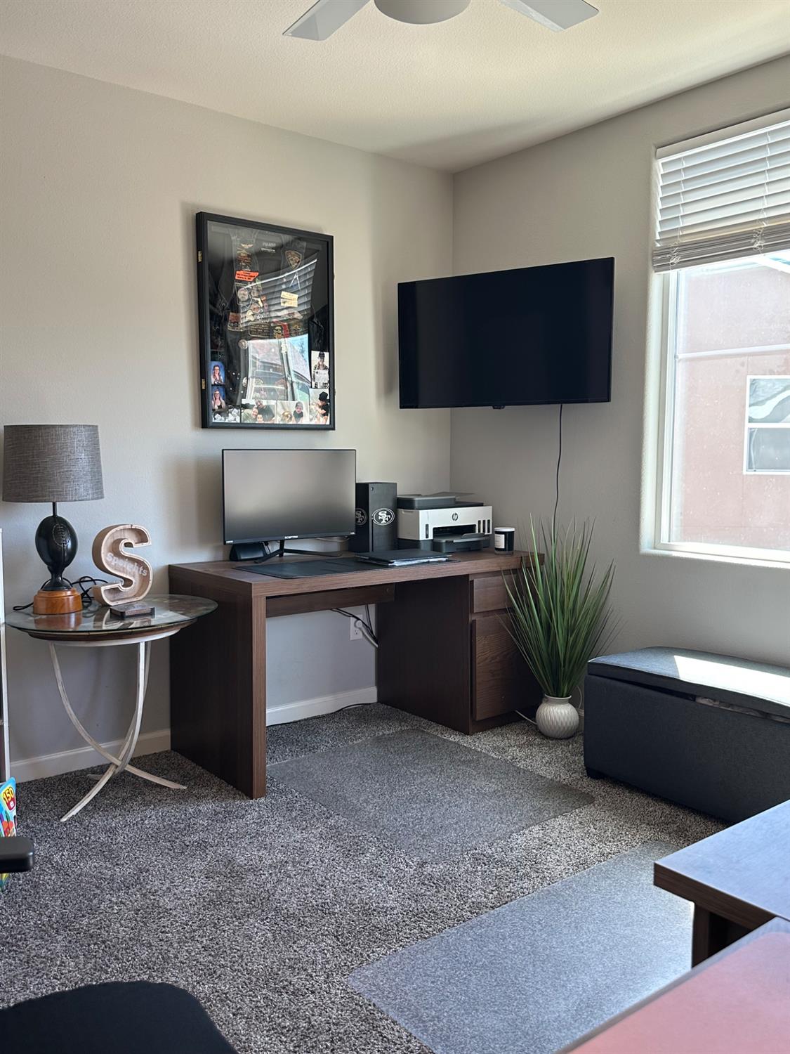 6347 N Alta Vista Ln, Fresno, CA 93722