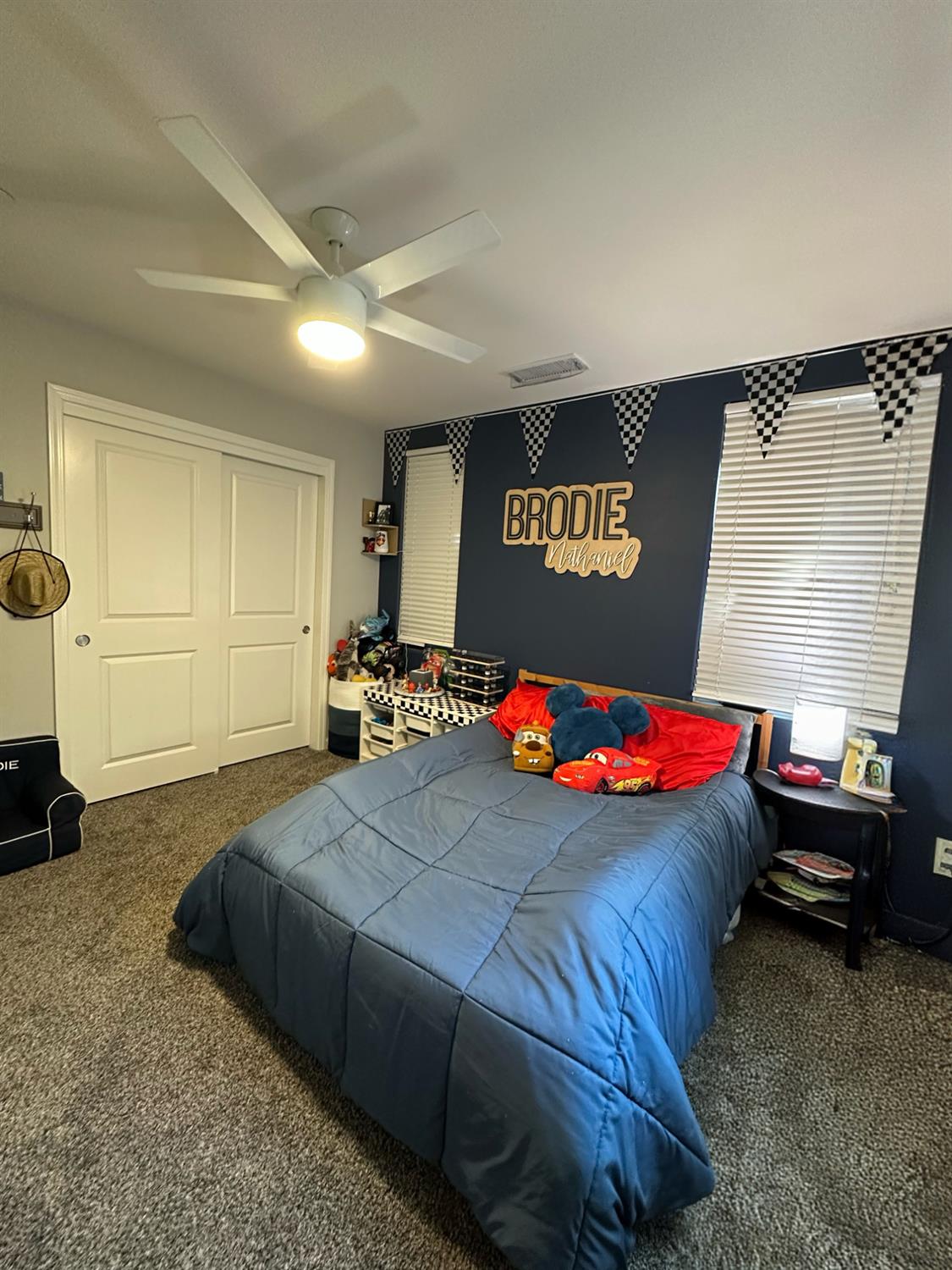 6347 N Alta Vista Ln, Fresno, CA 93722