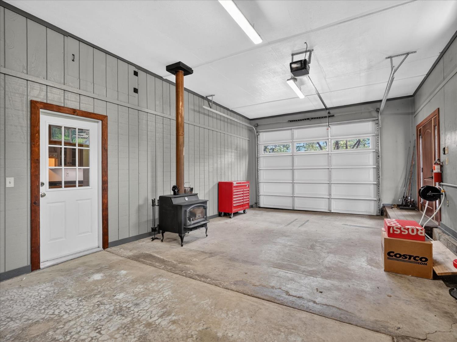 41860 Road 222, Oakhurst, CA 93644