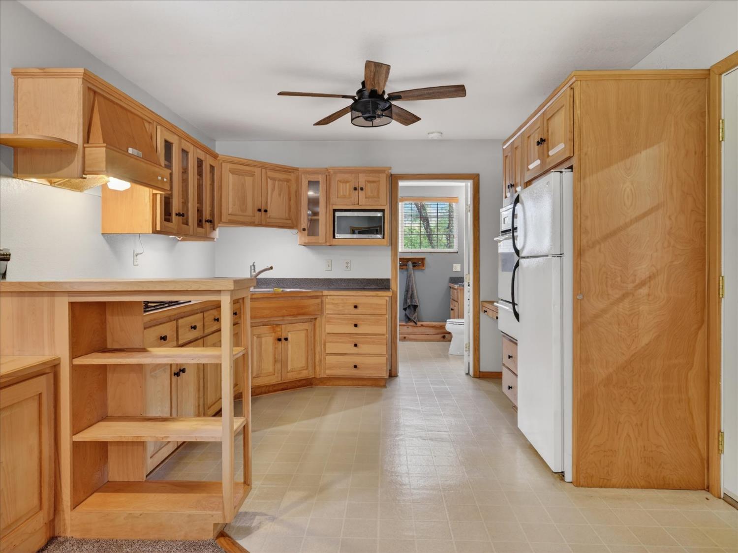 41860 Road 222, Oakhurst, CA 93644