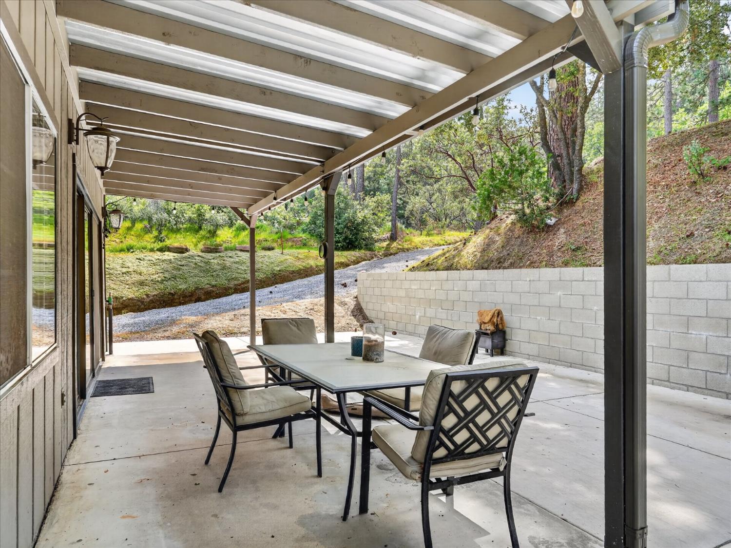 41860 Road 222, Oakhurst, CA 93644