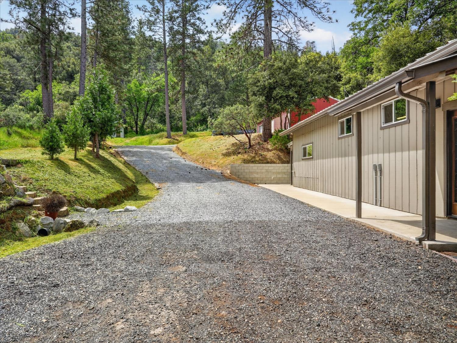41860 Road 222, Oakhurst, CA 93644