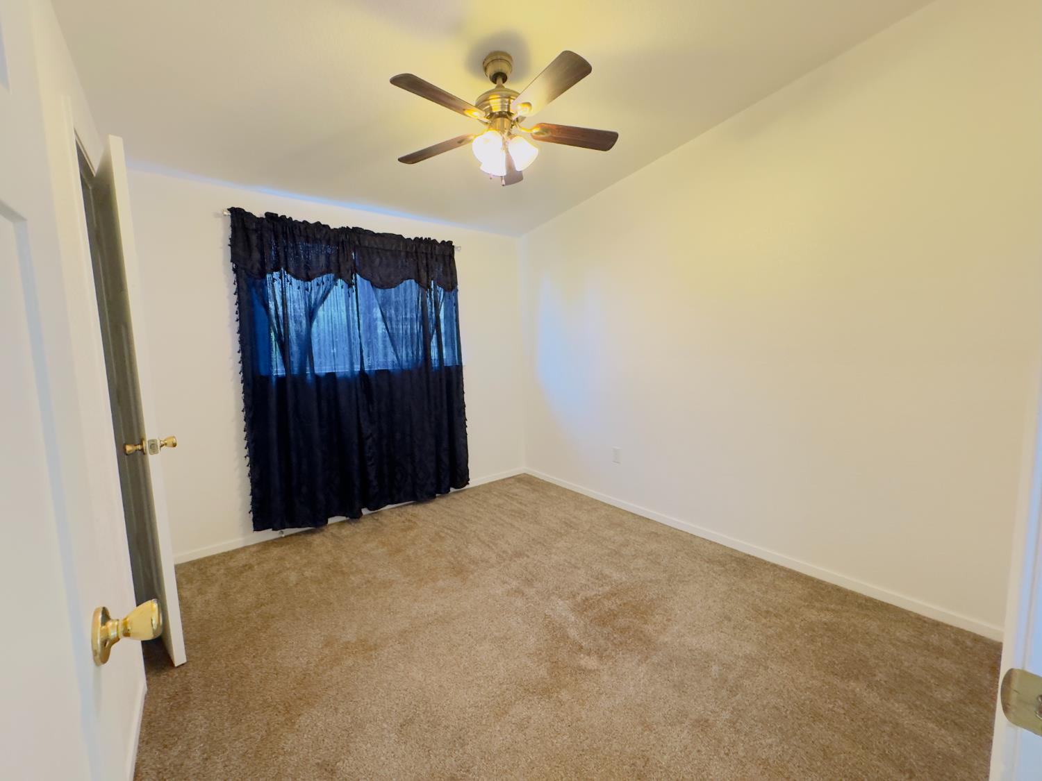 1205 Bell Ave, Corcoran, CA 93212