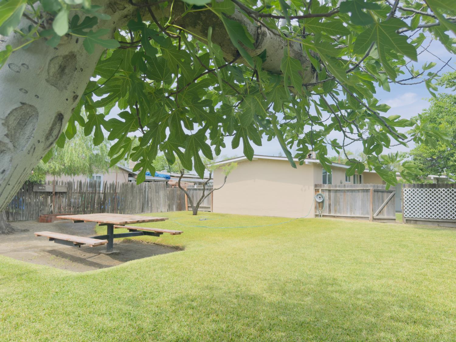 1205 Bell Ave, Corcoran, CA 93212